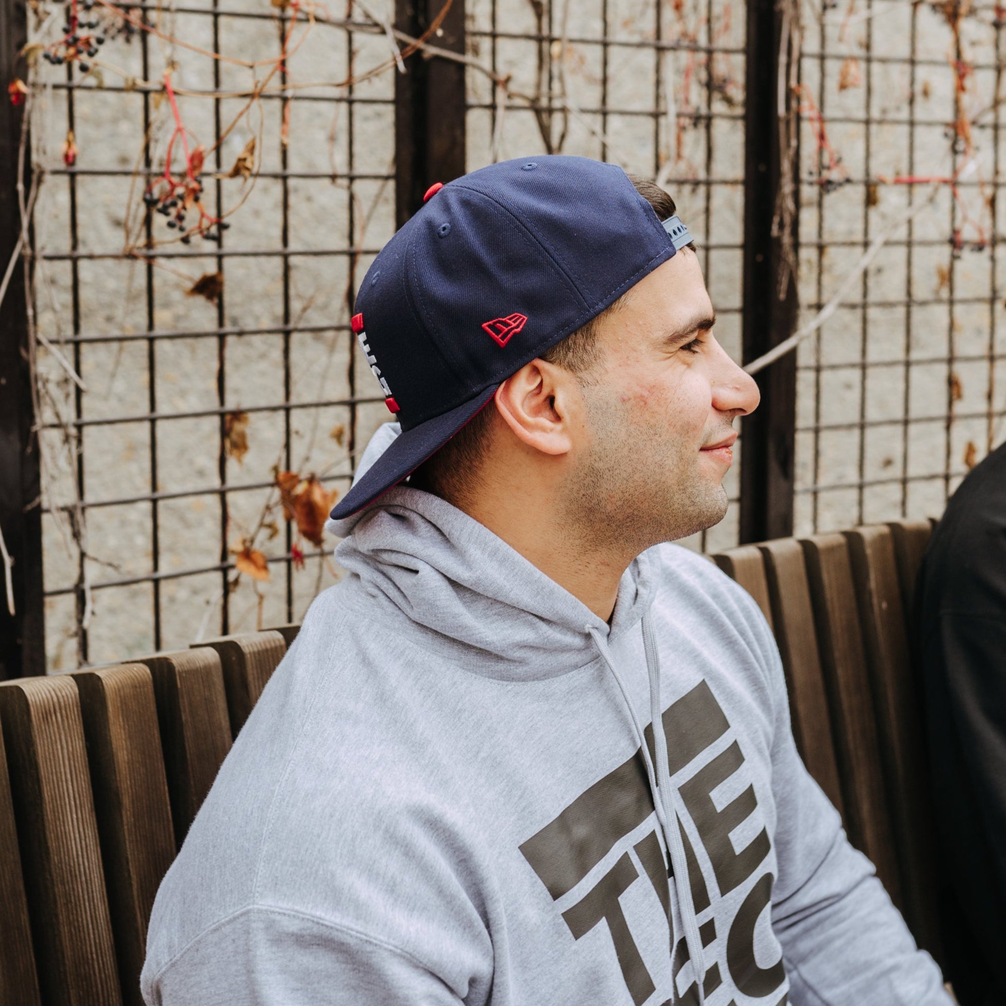 New Era 9FIFTY Classic Snapback (Navy, Scarlet) The Peg